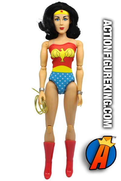 Mego Wonder Woman Target Exclusive 14 inch Figure Limited #/8000 DC Comics