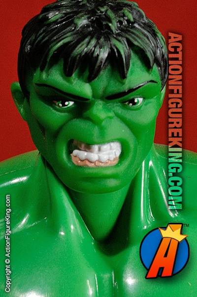 Famous Cover Series Hulk Figure