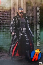 2019 MEZCO 1:12 COLLECTIVE MARVEL COMICS BLADE ACTION FIGURE