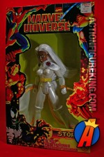 Ariculated Marvel Universe 10-inch Storm action figure from Toybiz.