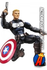 Marvel Legends Commander Steve Rogers figure is ready for action!