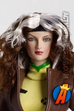 From the pages of the X-Men comes this 16-inch Tonner Dressed Rogue figure.