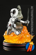 MARVEL COMICS VARIANT X-FORCE DEADPOOL Q-FIG with Light-Up Base from QUANTUM MECHANIX