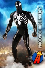 MARVEL Super Heroes Secret Wars Jumbo Black-Suited SPIDER-MAN figure.