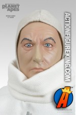 A detailed head-shot of this 12-inch scale Planet of the Apes Mutant Leader figure.