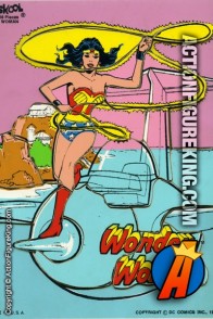 Wonder Woman 16-piece tray puzzle from Playskool.