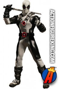 MEZCO 1:12 COLLECTIVE X-FORCE DEADPOOL ACTION FIGURE