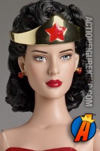 Tonner Golden Age style Wonder Woman fasghion figure.