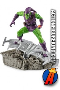 SCHLEICH MARVEL COMICS 4-INCH SCALE GREEN GOBLIN PVC FIGURE No. 9