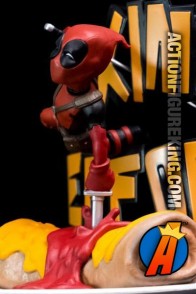 Marvel Comics MAXIMUM EFFORT DEADPOOL Q-FIG from QUANTUM MECHANIX