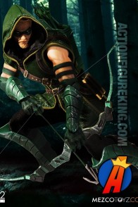 MEZCO One:12 Collective DC Comics GREEN ARROW Action Figure.