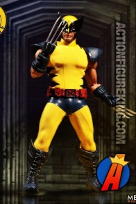 MEZCO 1:12 COLLECTIVE CLASSIC TIGER STRIPE WOLVERINE ACTION FIGURE