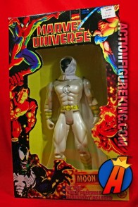 Articulated Marvel Universe 10-inch Moon Knight acton figure with removable cloth cowl.