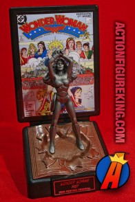 DC COMICS Comic Book Champions Pewter WONDER WOMAN Figure.