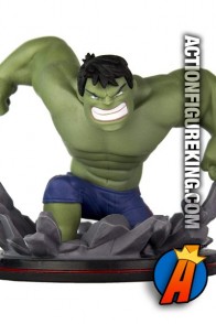 MARVEL COMICS AVENGERS The INCREDIBLE HULK Q-FIG from QUANTUM MECHANIX