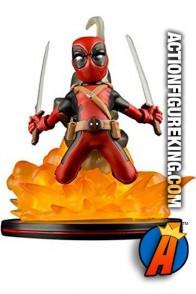 MARVEL COMICS DEADPOOL Q-FIG with Light-Up Base from QUANTUM MECHANIX