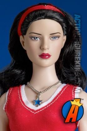 Tonner 16-Inch Diana Prince Basic fashion figure.