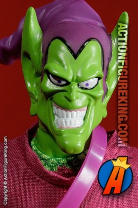 8 Inch Famous Cover Series Green Goblin action figure with removable fabric outfit from Toybiz.