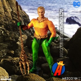 2019 MEZCO 1:12th Collective DC COMICS AQUAMAN Action Figure
