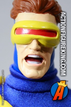 Marvel Famous Cover Series 8 inch Cyclops action figure with removable fabric outfit from Toybiz.
