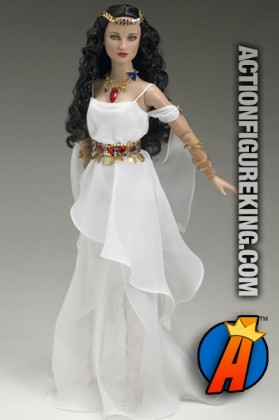 DC Stars 16-inch Wonder Woman Amazon Princess dressed figure from Tonner.
