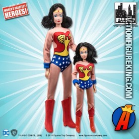 DC COMICS SIXTH-SCALE Justice League WONDER WOMAN MEGO ACTION FIGURE with Cloth Uniform