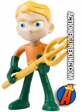 NJ CROCE DC COMICS ACTION BENDABLES 4-INCH SCALE AQUAMAN JLA FIGURE