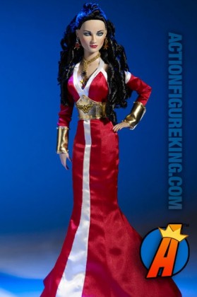 Wonder Woman/Diana of Themyscira fashion figure from Tonner.
