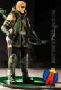 MEZCO hyper articulated JLA GREEN ARROW Action Figure.