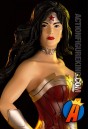 EAGLEMOSS 13-INCH SCALE MEGA DC COMICS WONDER WOMAN FIGURE