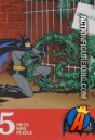 Batman Animated 55-Piece mini puzzle depcits Batman fighting Poison Ivy.