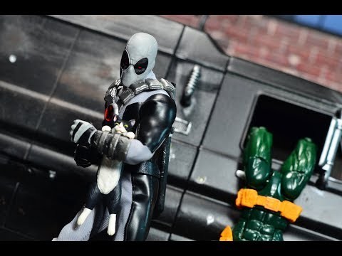 Mezco One:12 PX Exclusive X-Force Deadpool Review