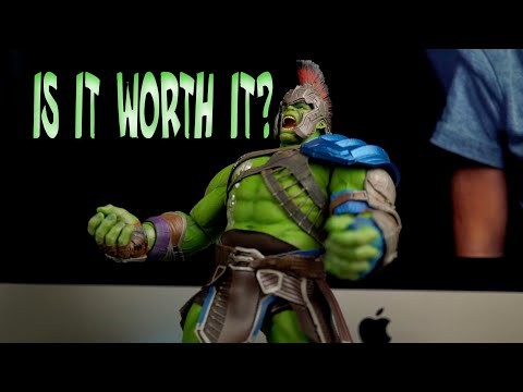 MezcoToyz Thor Ragnarok &quot;HULK&quot; Toy Review