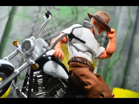 Mezco One:12 Collective Old Man Logan review