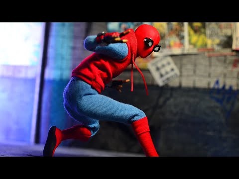 Mezco One:12 Collective Fall Exclusive  Spider-Man: Homecoming Homemade Suit Review