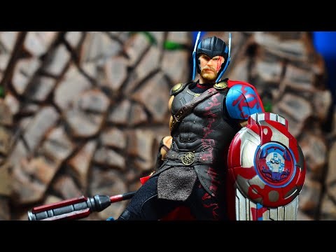 Mezco One:12 Collective Thor: Ragnarok Thor Review