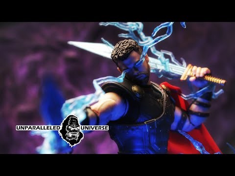 Mezco One:12 Collective Ragnarok Thor Action Figure Review