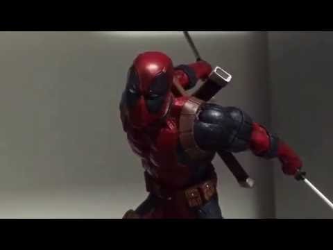 Marvel Gallery Deadpool Diamond Select Toys Statue (a quick look)