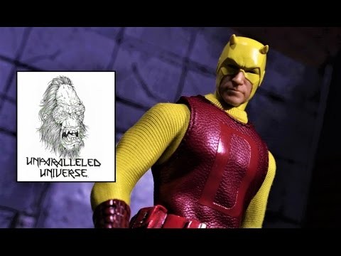 Mezco One:12 Collective Classic Daredevil Action Figure Review