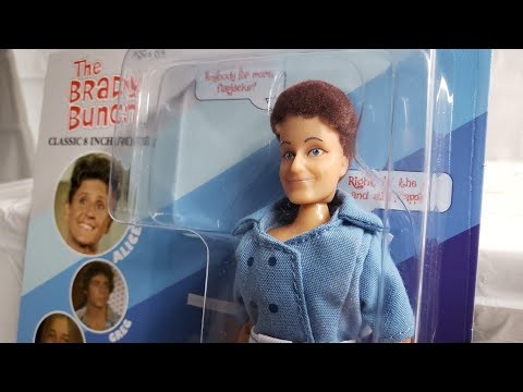 MEGO THE BRADY BUNCH 8-Inch ALICE ACTION FIGURE REVIEW