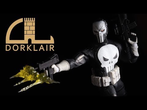 Mezco Punisher Special Ops One:12 Collective SDCC 2018 - DorkLair Action Figure Toy Review